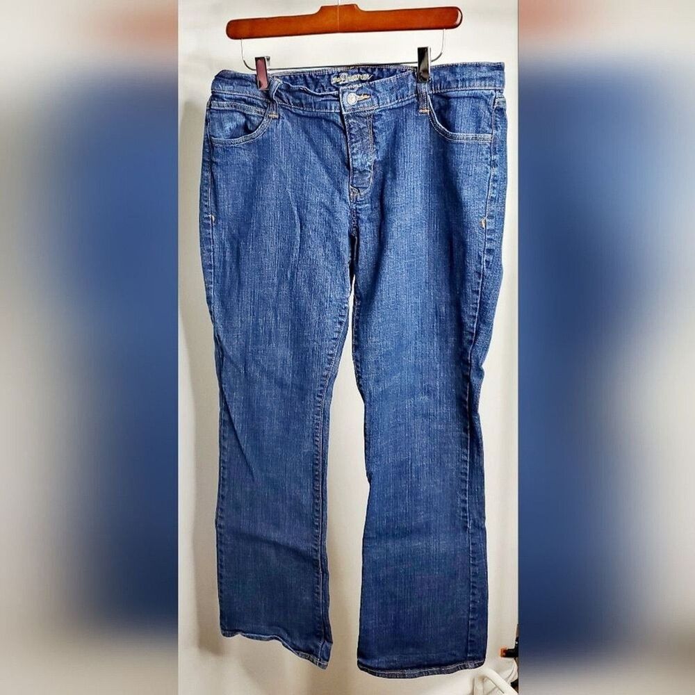Women's Old Navy the Dreamer Bootcut Jeans - Size 14 Regular